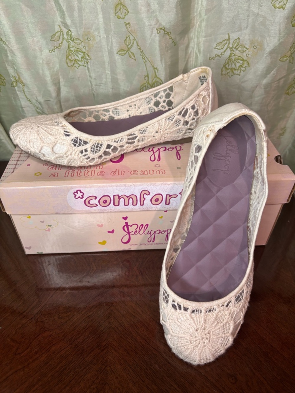 Jellypop Cream Crochet Lace Flats